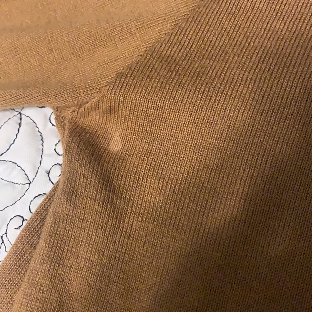 Turtle neck - Picture 2 of 3